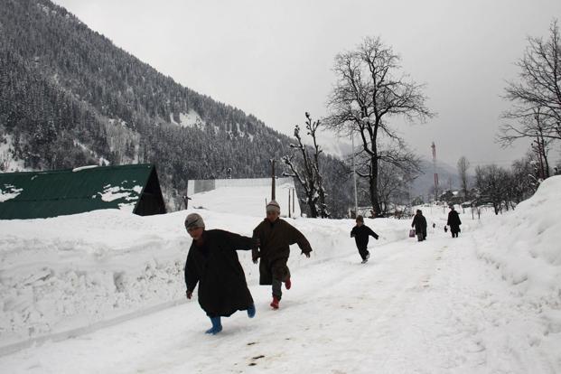 freshavalanchewarningissuedinkashmirvalley